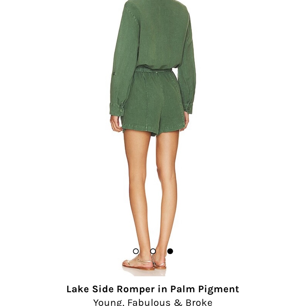 Romper super cute and comfortable, size medium only worn once, like new.